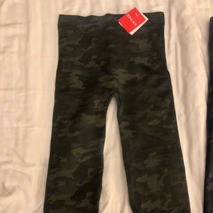 NEW with tags Spanx look at me now leggings